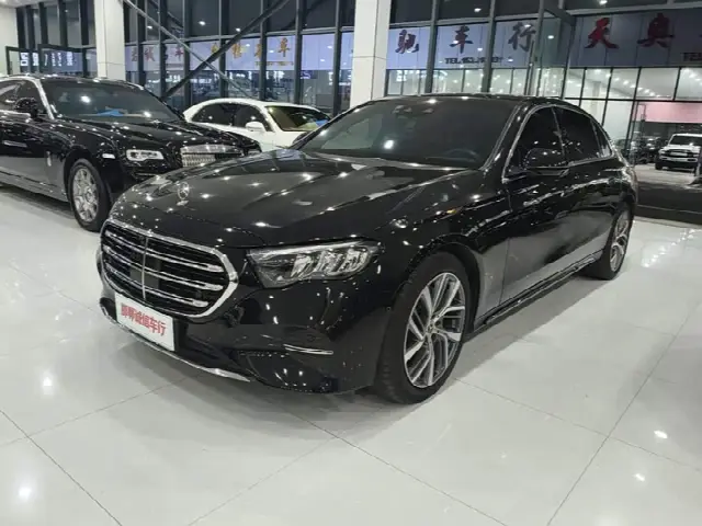 Mercedes-Benz E-Class 2024, 40 000 км
