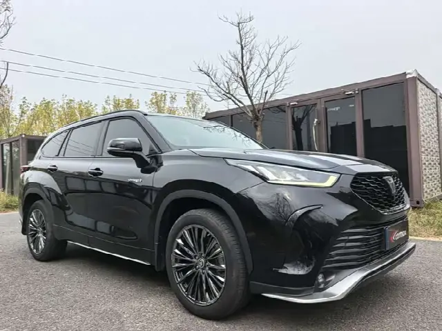 Toyota Crown Kluger 2024, 29 000 км