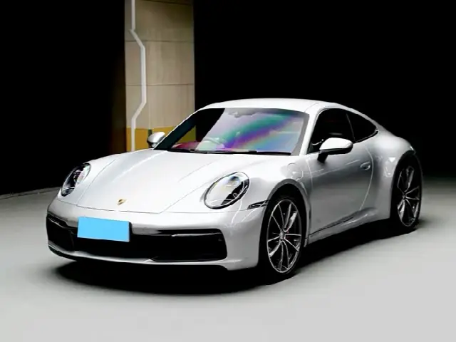 Porsche 911 2023, 4 000 км