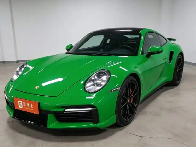 Porsche 911 2022, 12 000 км
