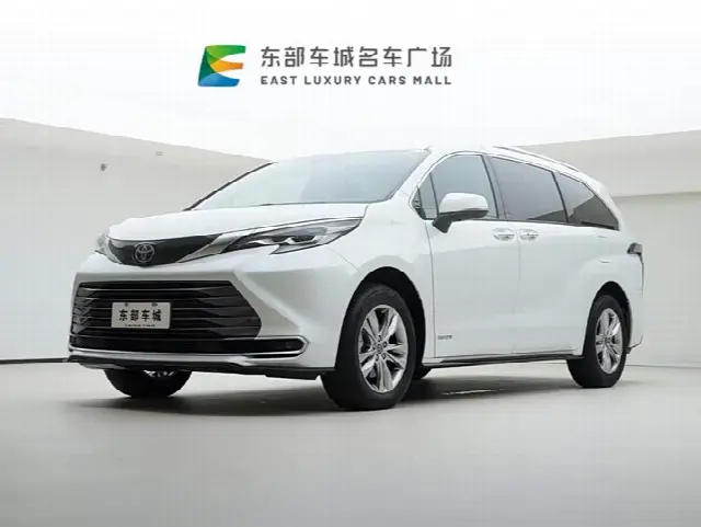 Toyota Sienna 2021, 29 000 км