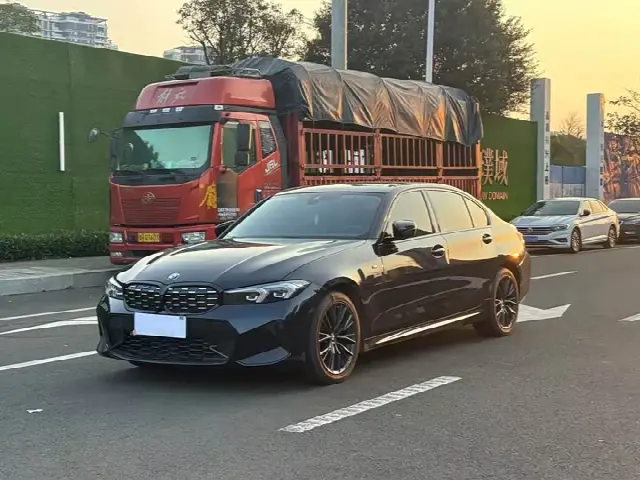 BMW 3 Series 2024, 60 000 км