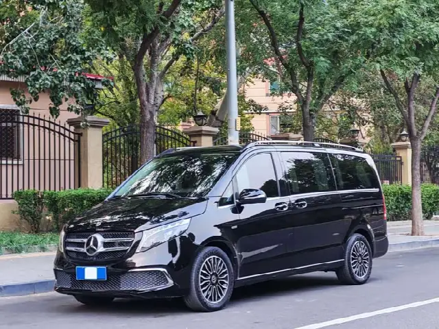 Mercedes-Benz V-Class 2022, 70 000 км