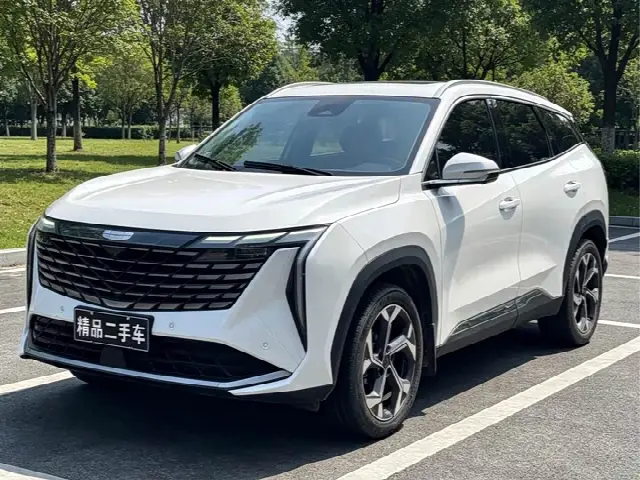 Geely Atlas L 2023, 40 000 км