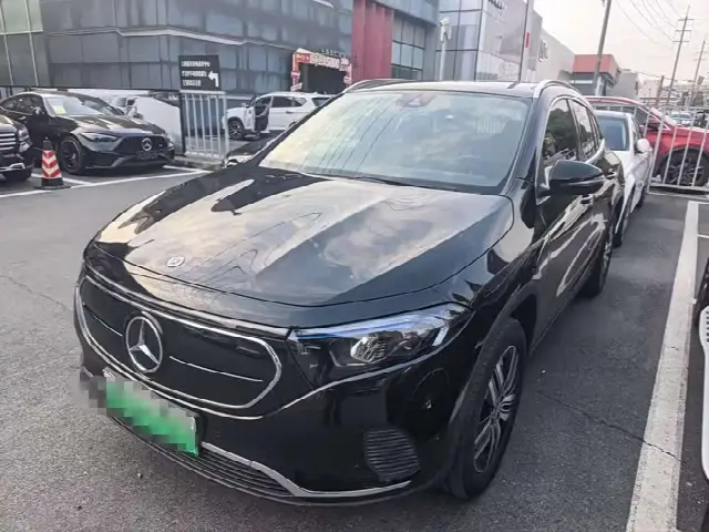 Mercedes-Benz EQA 2023, 76 600 км