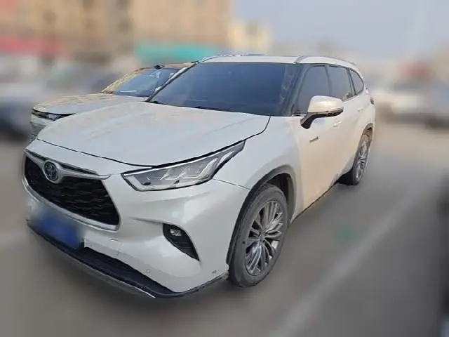 Toyota Highlander 2022, 48 200 км