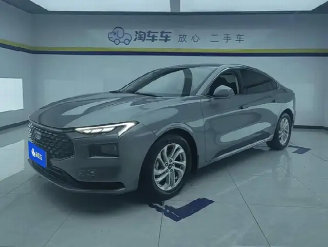 Ford Mondeo 2022, 30 200 км