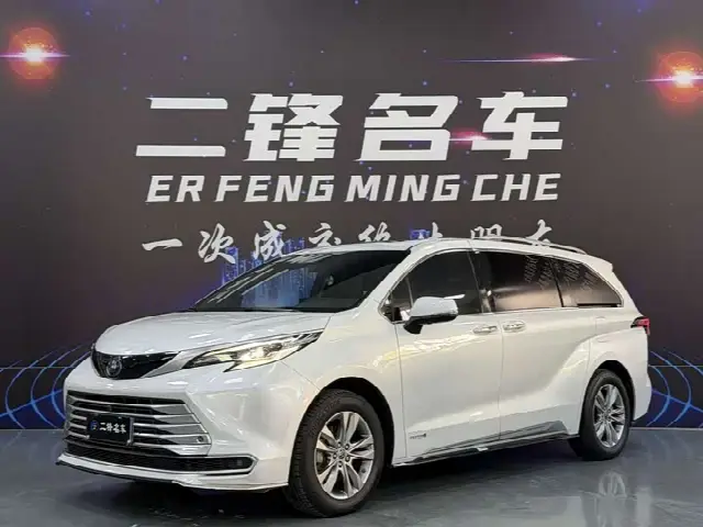 Toyota Sienna 2021, 93 000 км