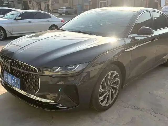Lincoln Z (Zephyr) 2022, 57 000 км