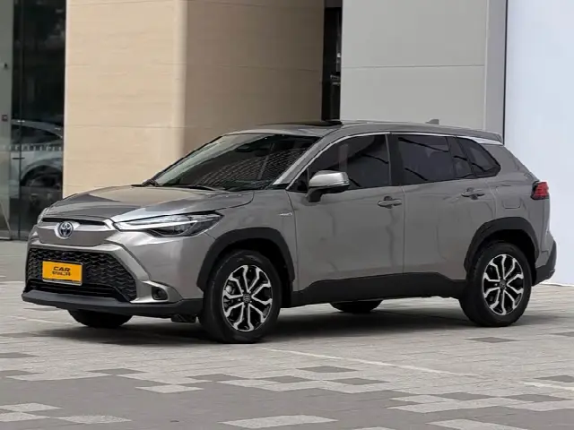 Toyota Frontlander 2023, 15 000 км