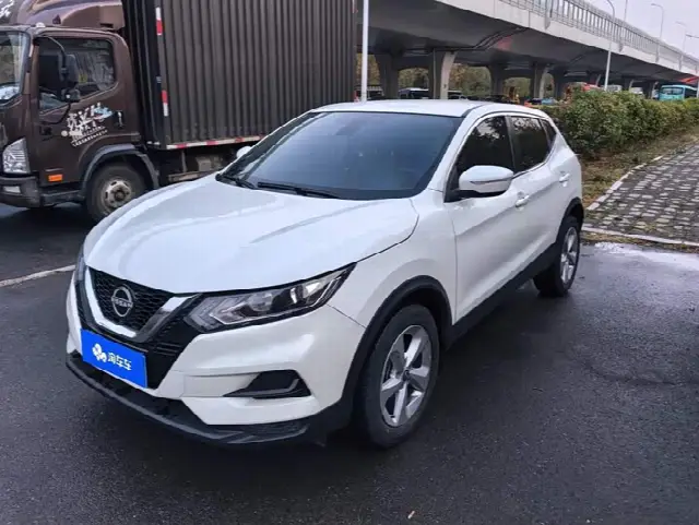 Nissan Qashqai 2023, 30 000 км