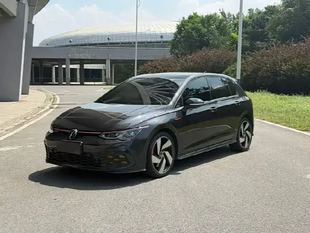 Volkswagen Golf GTI 2021, 37 000 км