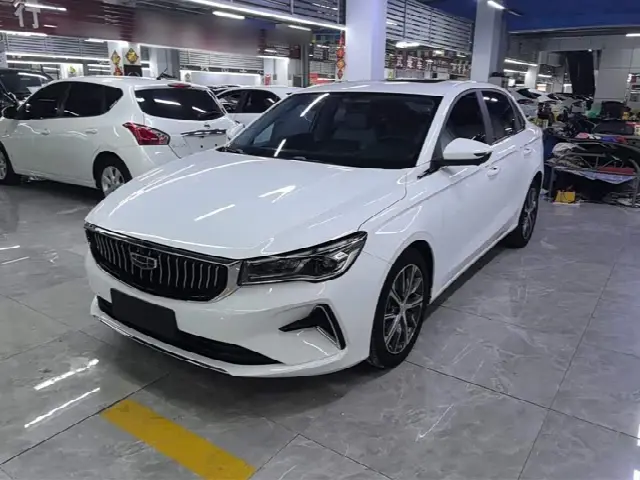 Geely Emgrand 2023, 16 400 км