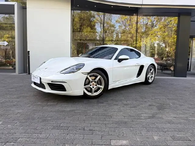 Porsche 718 2022, 23 000 км