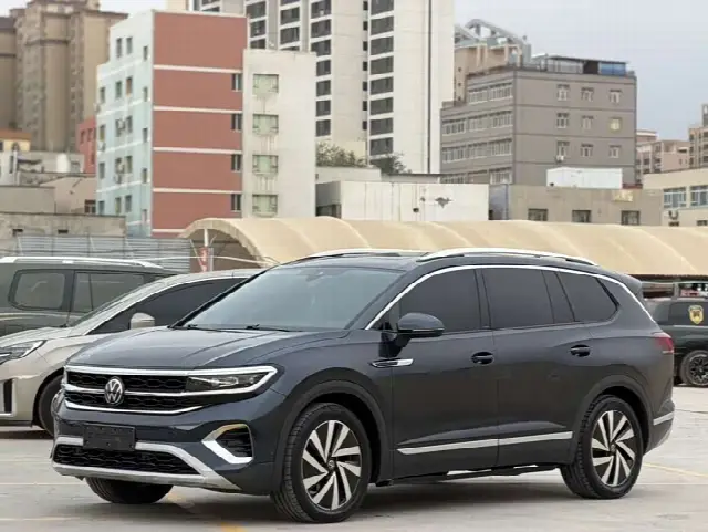Volkswagen Talagon 2022, 100 000 км
