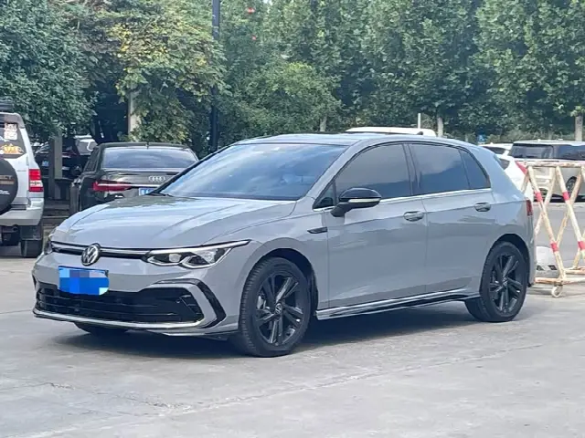 Volkswagen Golf 2021, 36 000 км