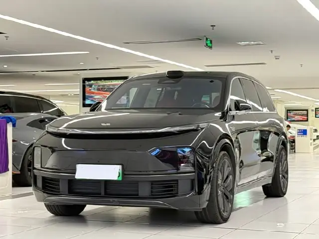 LiXiang L9 2024, 30 000 км