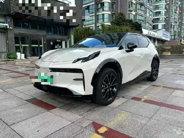 Zeekr X 2024, 23 000 км