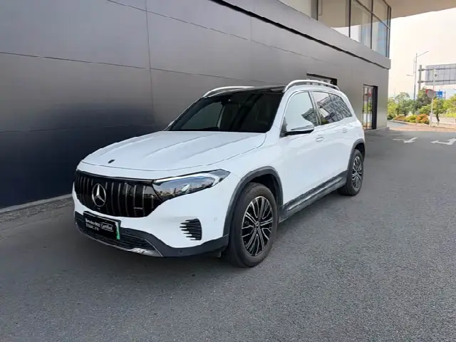 Mercedes-Benz EQB 2023, 45 500 км