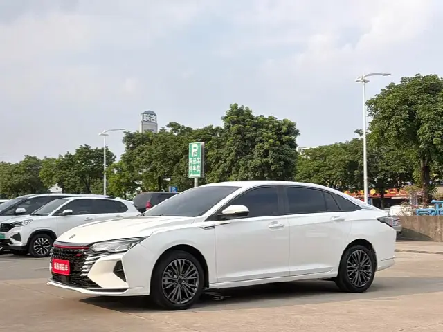 Dongfeng Aeolus Yixuan Max 2021, 24 000 км