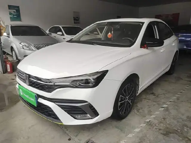 Roewe i5 2021, 39 200 км