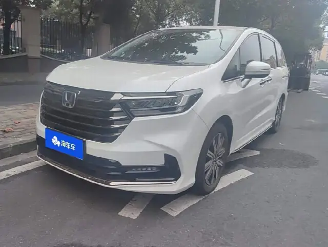 Honda Odyssey 2024, 37 300 км