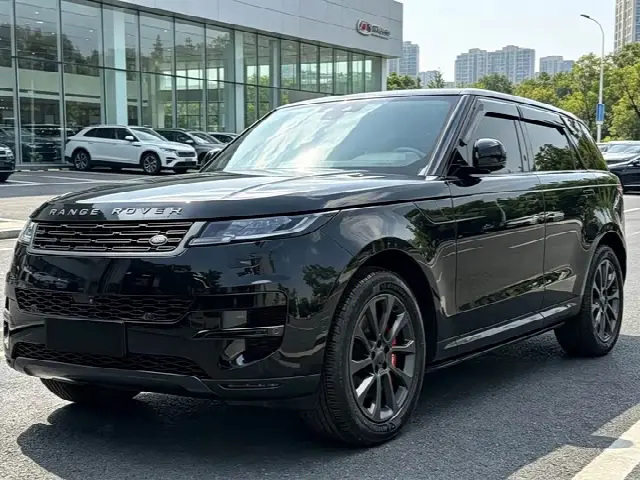 Land Rover Range Rover Sport 2025, 8 000 км