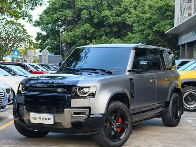 Land Rover Defender 2022, 65 000 км