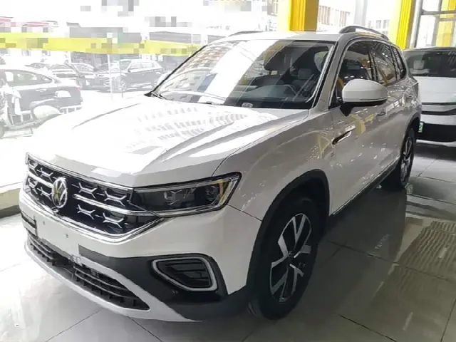 Volkswagen Tayron 2023, 6 000 км