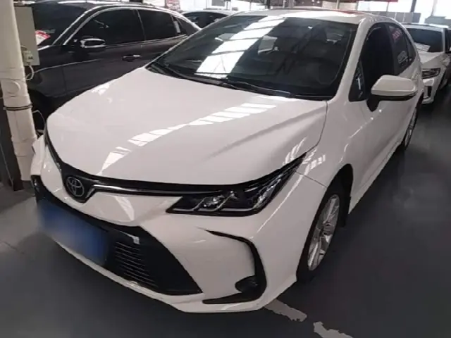 Toyota Corolla 2023, 25 500 км