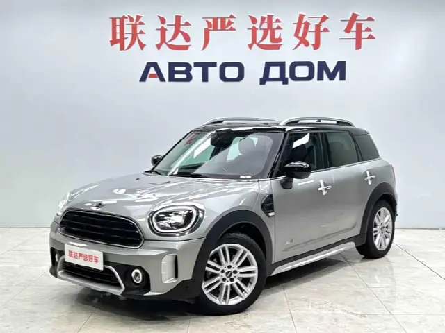 Mini Countryman 2023, 18 900 км