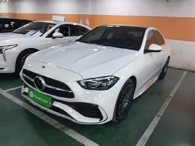 Mercedes-Benz C-Class 2025, 38 300 км