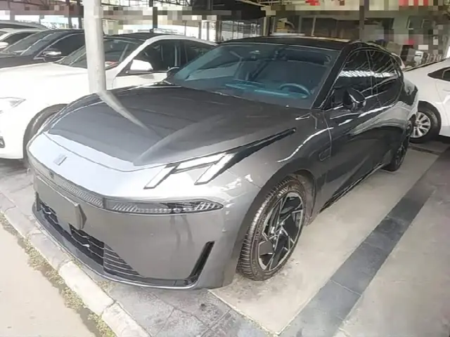 Lynk & Co 07 EM-P Hybrid 2024, 13 200 км