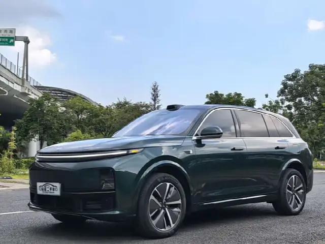 LiXiang L7 2024, 25 000 км