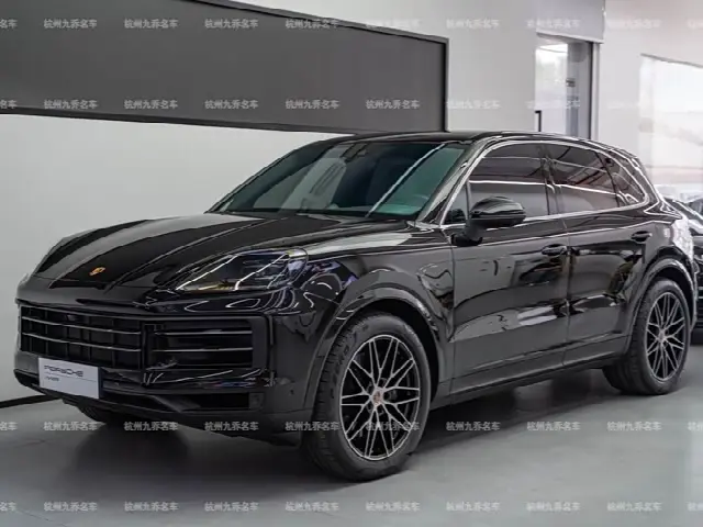 Porsche Cayenne 2025, 7 300 км
