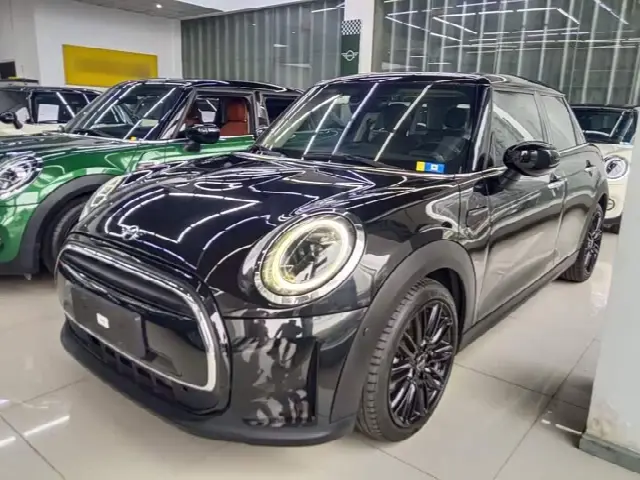 Mini Mini 2022, 45 000 км