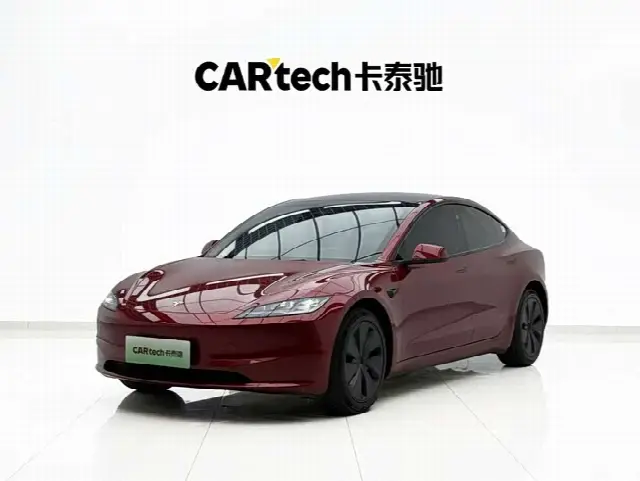 Tesla Model 3 2023, 60 000 км