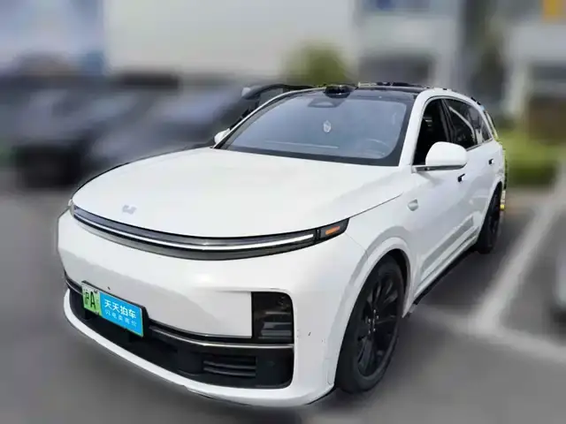 LiXiang L7 2023, 73 950 км