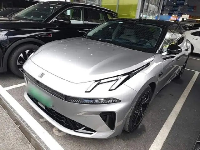 Lynk & Co 07 EM-P Hybrid 2026, 20 200 км