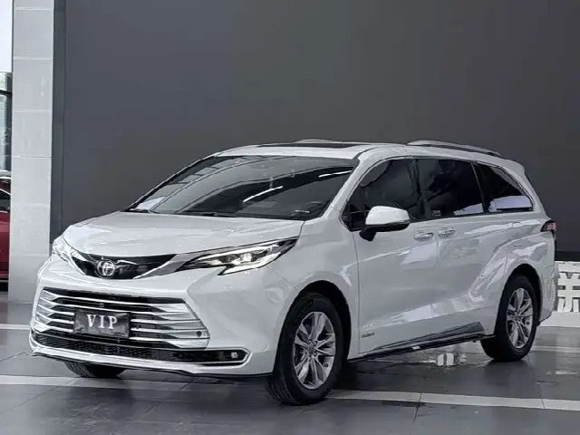 Toyota Sienna 2021, 53 000 км