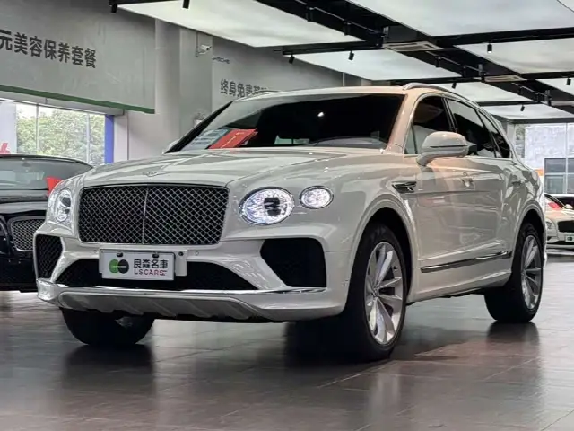 Bentley Bentayga 2021, 61 000 км