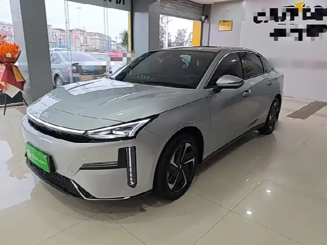 Geely Galaxy L6 2025, 26 600 км
