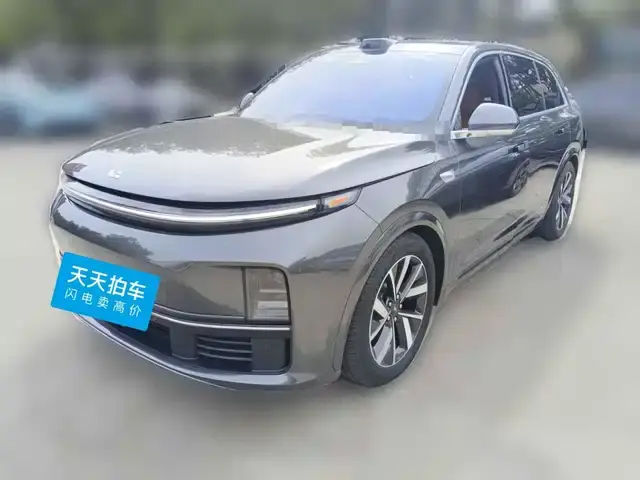 LiXiang L7 2023, 29 140 км