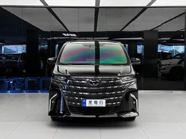 Toyota Alphard 2024, 38 000 км