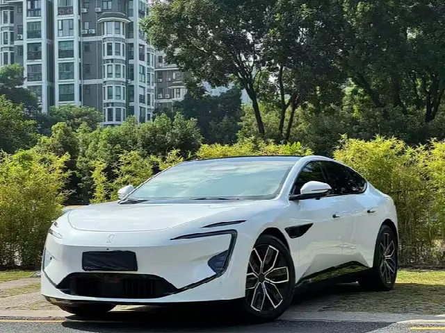 Avatr 12 2024, 35 000 км