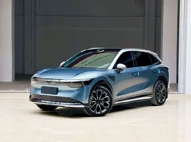 Zeekr 7X 2025, 14 000 км