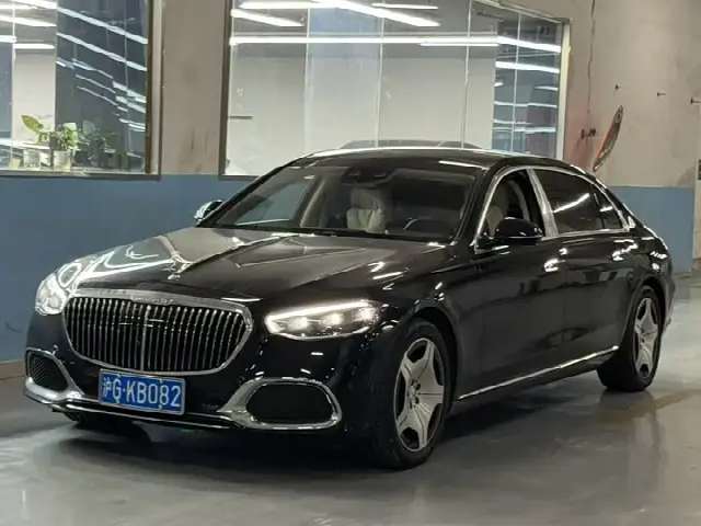 Mercedes-Benz Maybach S-Class 2025, 13 000 км