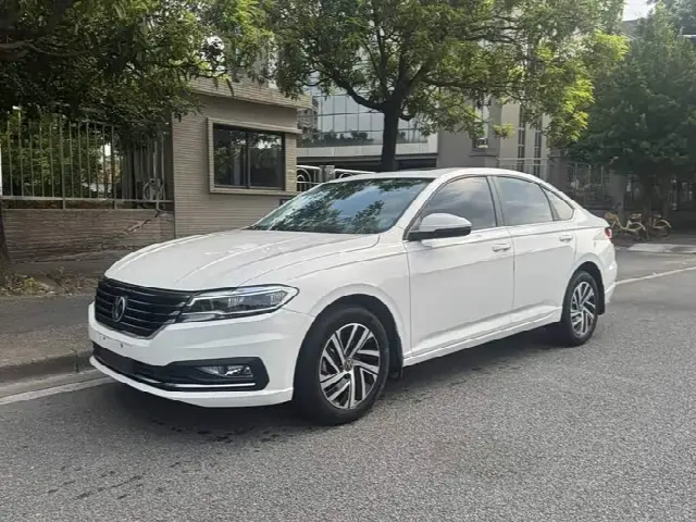 Volkswagen Lavida 2022, 20 000 км