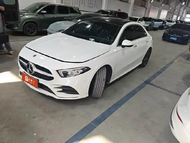 Mercedes-Benz A-Class 2022, 21 000 км