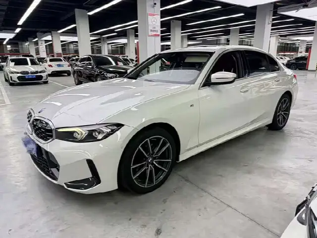 BMW 3 Series 2023, 32 000 км